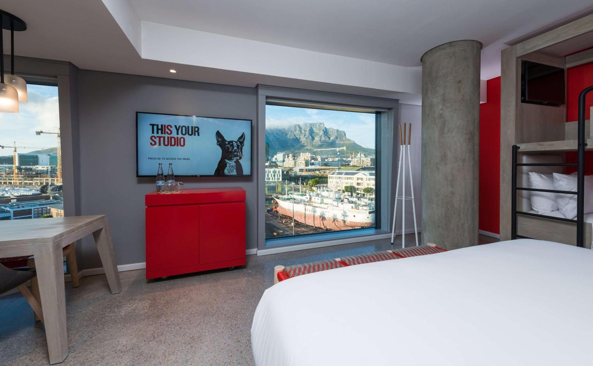 Radisson Red Hotel V&A Waterfront Cape Town Eksteriør bilde